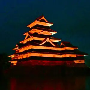 画像: 【9月】国宝松本城ライトアップのお知らせ /【September】Castle to be illuminated!