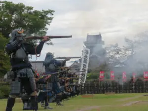 画像: 【10月18日】国宝松本城古式砲術演武について